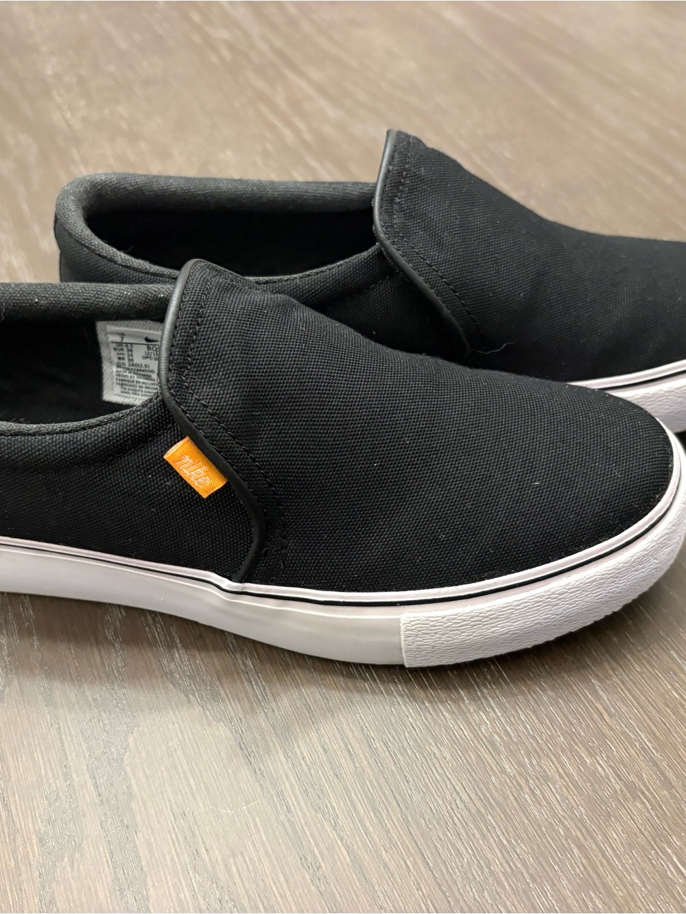 Nike Court Royale AC SLP Slip-On Sneakers Women’s Size 7